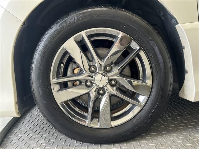 Nissan SERENA 2012-09 191477-16
