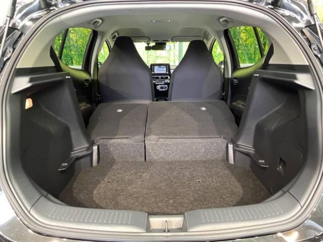 Toyota AQUA 2021-09 191579-10