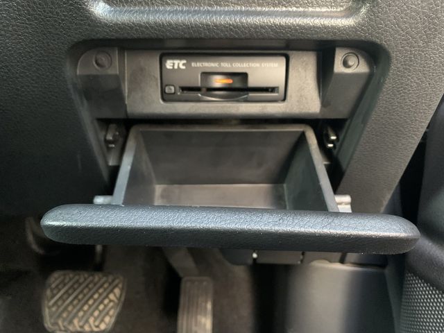 Nissan ELGRAND 2016-01 27056-26