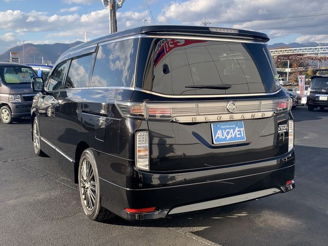 Nissan ELGRAND 2016-01 27056-5