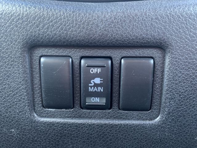 Nissan ELGRAND 2016-01 27056-21