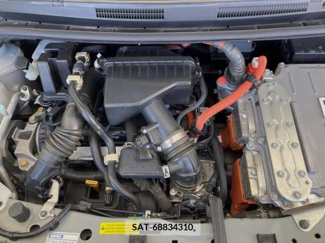 Nissan NOTE 2018-04 339784-18