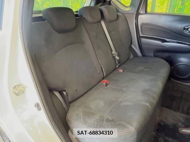 Nissan NOTE 2018-04 339784-9