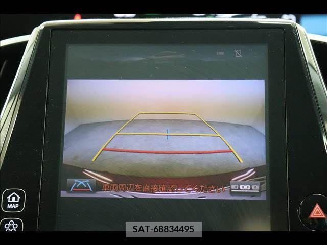 Toyota PRIUS PHV 2017-02 379459-2