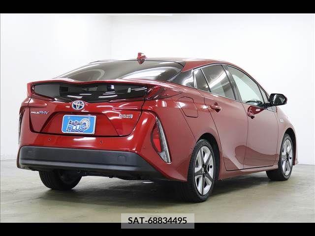 Toyota PRIUS PHV 2017-02 379459-18