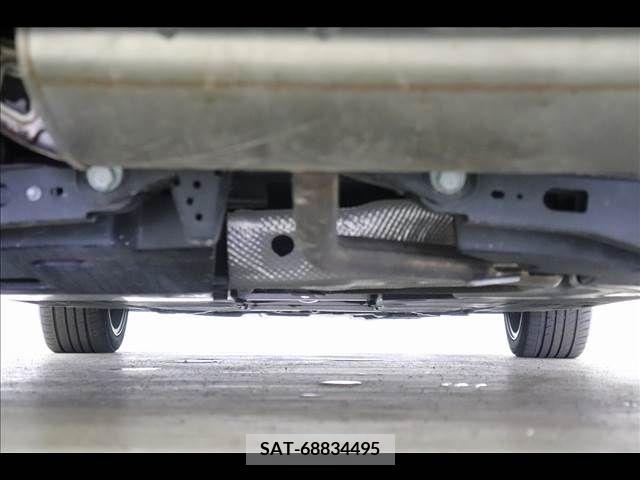 Toyota PRIUS PHV 2017-02 379459-25