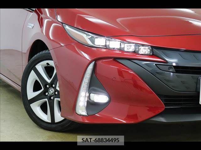 Toyota PRIUS PHV 2017-02 379459-22