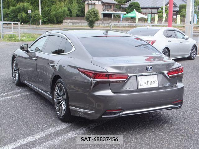 Lexus LS 2019-04 353976-7