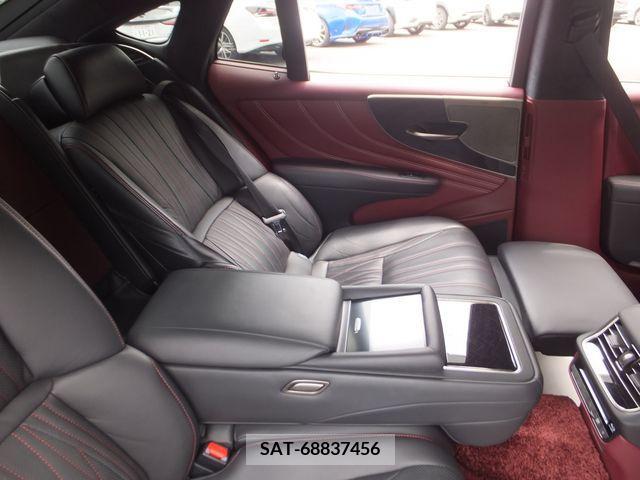 Lexus LS 2019-04 353976-19