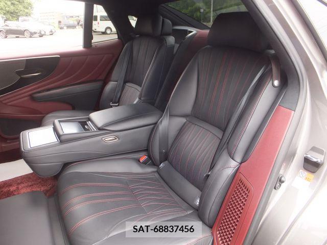Lexus LS 2019-04 353976-21