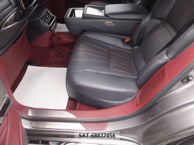 Lexus LS 2019-04 353976-26