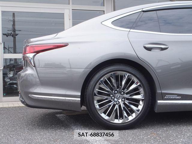 Lexus LS 2019-04 353976-10