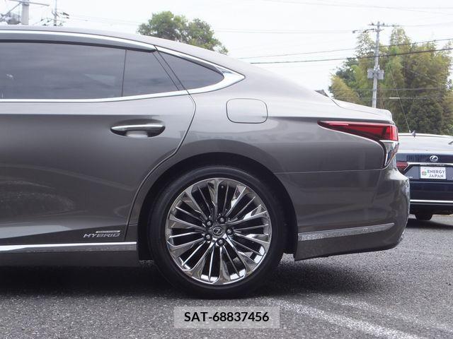 Lexus LS 2019-04 353976-12