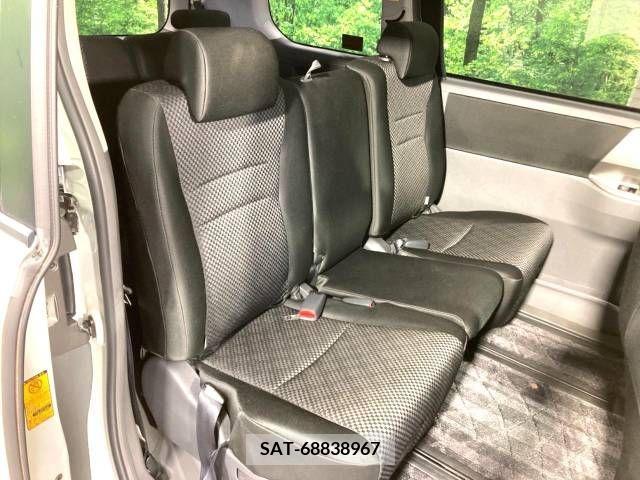 Toyota NOAH 2009-07 321301-8