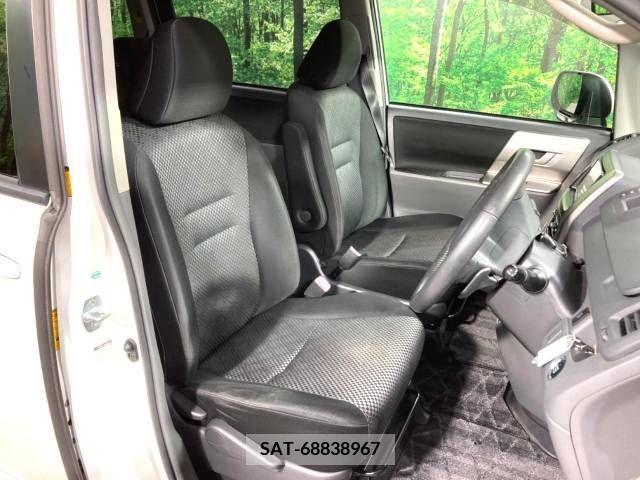 Toyota NOAH 2009-07 321301-7