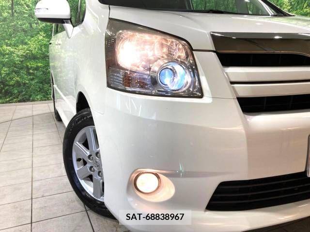 Toyota NOAH 2009-07 321301-11