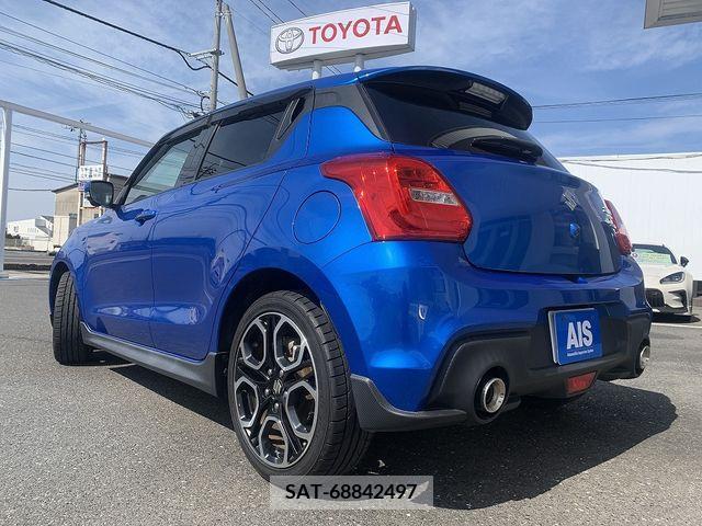Suzuki SWIFT 2018-08 215714-1