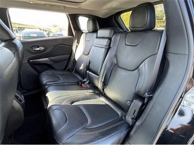 Jeep CHEROKEE 2018-12 189895-24