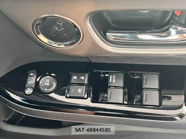 Honda N BOX CUSTOM 2022-03 441672-29