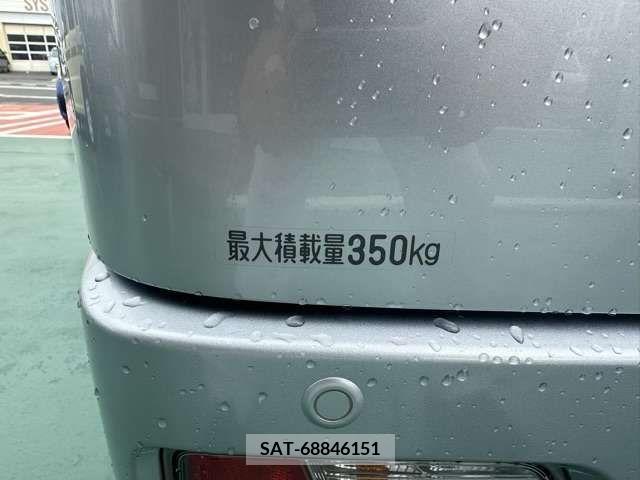 Daihatsu HIJET CARGO 2022-09 218310-6