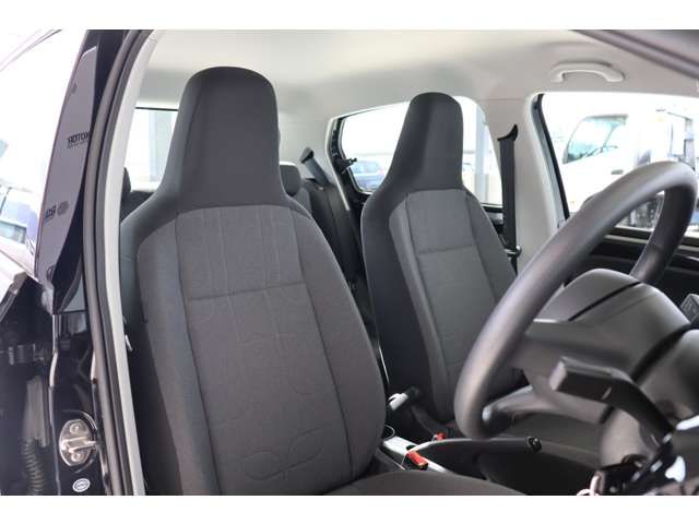 VolksWagen UP! 2014-08 183941-13
