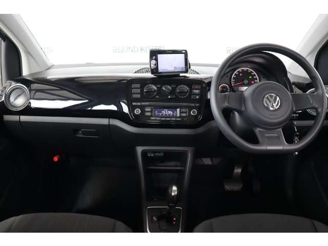 VolksWagen UP! 2014-08 183941-15