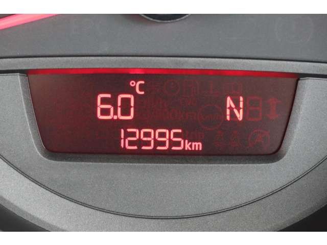 VolksWagen UP! 2014-08 183941-18
