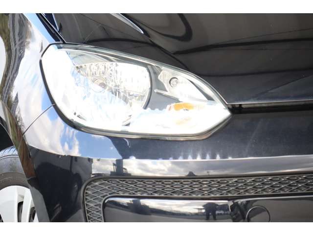 VolksWagen UP! 2014-08 183941-4