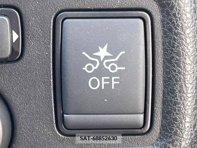 Nissan NOTE 2017-02 305362-2