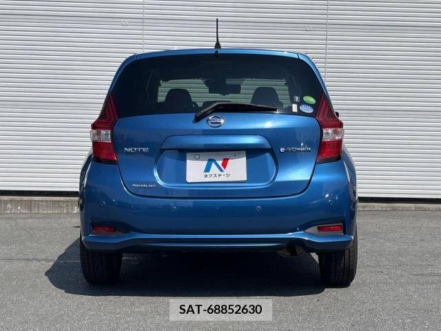 Nissan NOTE 2017-02 305362-18