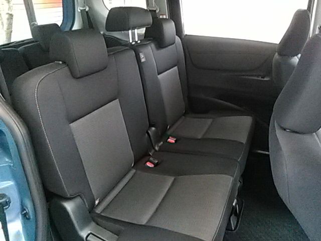 Toyota SIENTA 2022-07 196241-16