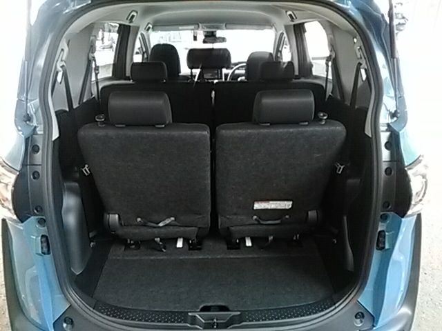 Toyota SIENTA 2022-07 196241-19