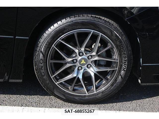Toyota VELLFIRE 2018-06 212315-9