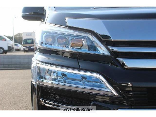 Toyota VELLFIRE 2018-06 212315-10
