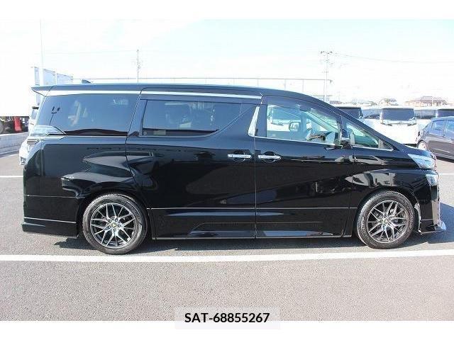 Toyota VELLFIRE 2018-06 212315-8