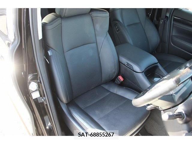 Toyota VELLFIRE 2018-06 212315-12