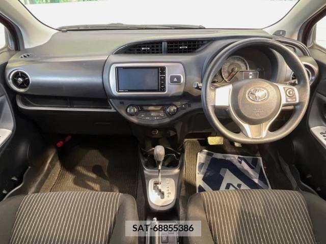 Toyota VITZ 2015-10 394849-1
