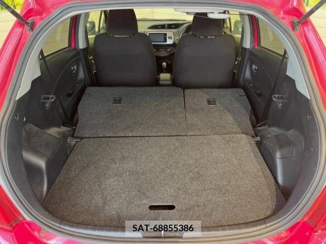 Toyota VITZ 2015-10 394849-10