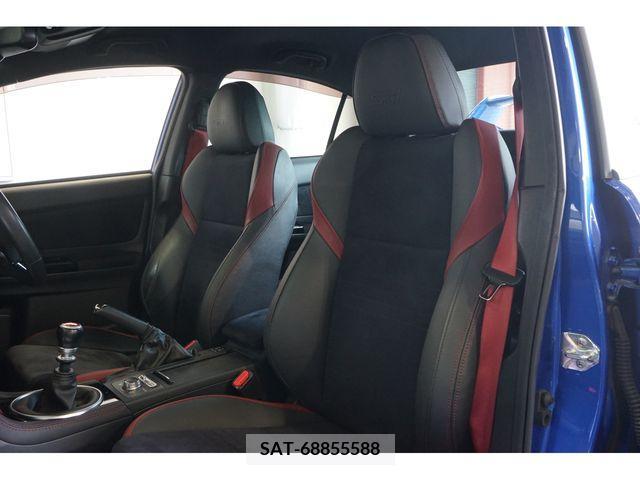 Subaru WRX STI 2017-09 236447-10