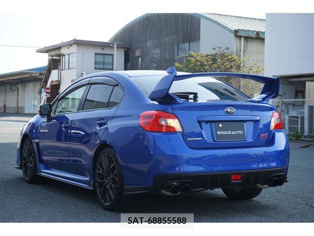 Subaru WRX STI 2017-09 236447-1