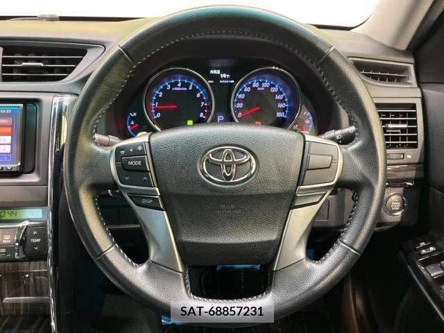 Toyota MARK X 2011-10 276308-11
