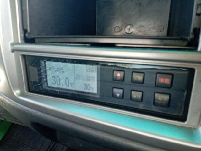 Hino RANGER 2016-08 24482-9