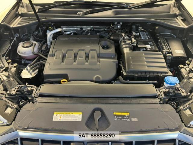 Audi Q3 2021-03 261298-17