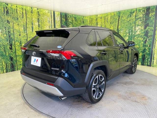 Toyota RAV4 2019-10 27076-17