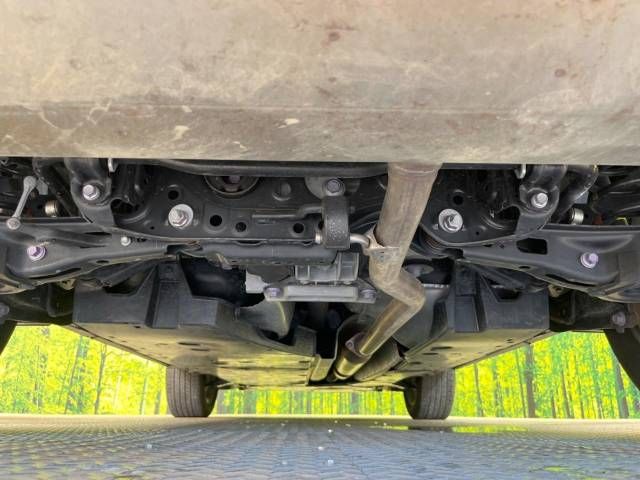 Toyota RAV4 2019-10 27076-19