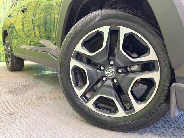 Toyota RAV4 2019-10 27076-13