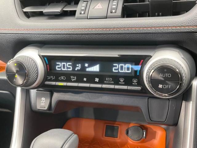 Toyota RAV4 2019-10 27076-6