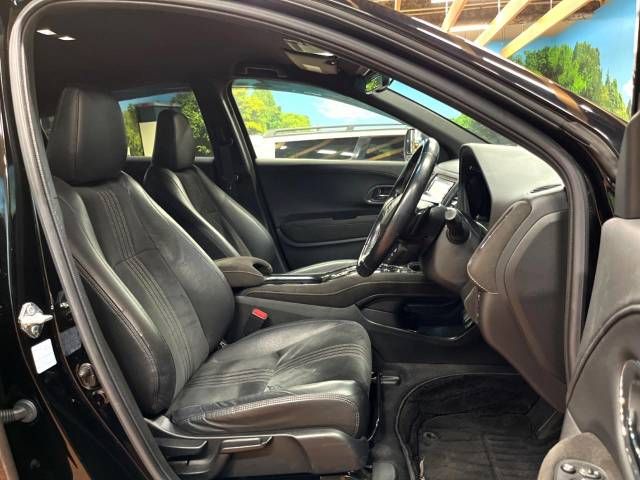 Honda VEZEL 2018-06 185108-8