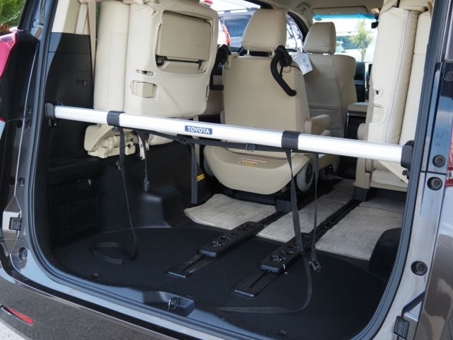 Toyota ALPHARD HYBRID 2020-10 15372-19