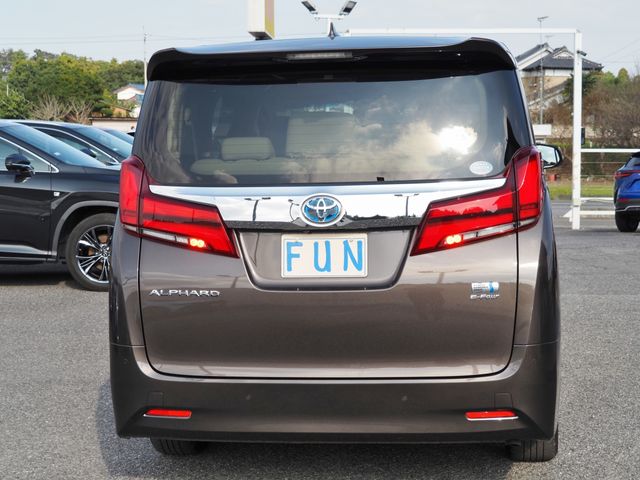 Toyota ALPHARD HYBRID 2020-10 15372-6